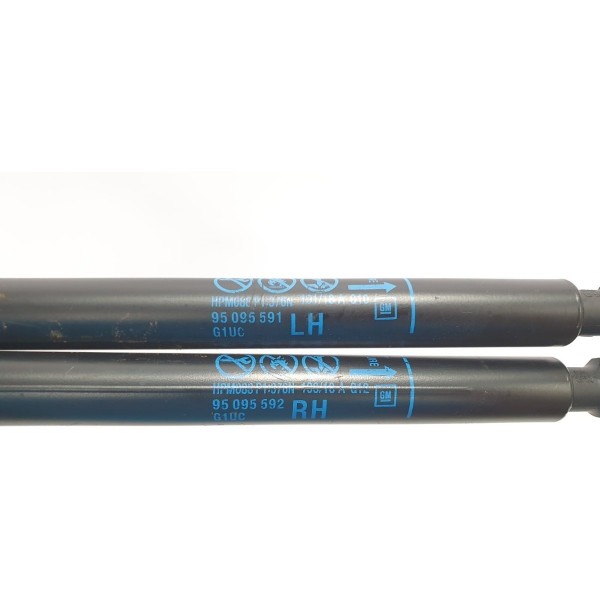 Amortecedores Tampa Traseira Gm Chevrolet Tracker 1.4t 2017