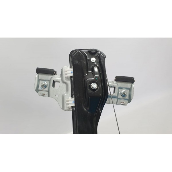 Máquina Vidro Dianteira Esquerda Chevrolet Tracker 1.4t 2017