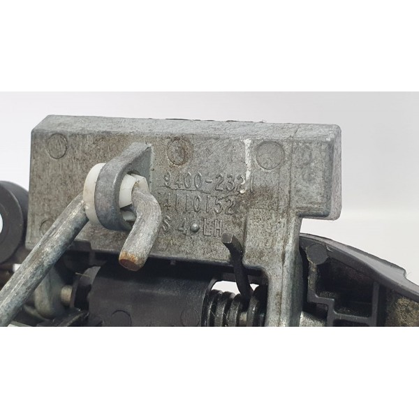 Suporte Maçaneta Esquerda Gm Chevrolet Tracker 1.4t 2017 Preto