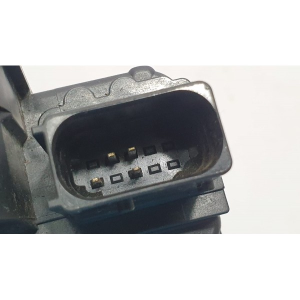 Fechadura Porta Traseira Esquerda Chevrolet Tracker 1.4t 17