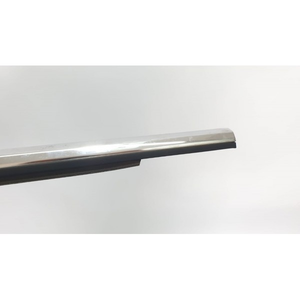 Friso Cromado Porta Tras Esq Gm Equinox Premier 1.5 2022