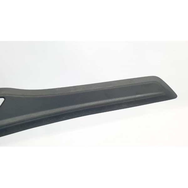 Soleira Traseira Direita (com Detalhes) Bmw 320i F30 2015 Preto