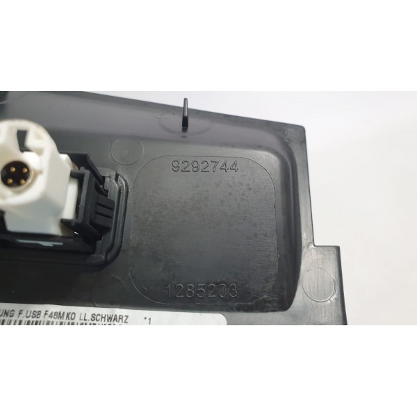 Entradas Usb E Aux Bmw X1 Xdrive25i Sport 2016 Cód 9292744