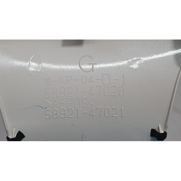 Acabamento Console Central Toyota Prius Hybrid 1.8 2018