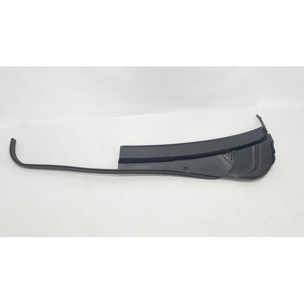 Grade Churrasqueira L/dir Vw Polo Highline 2020 C/ Detalhes Preto
