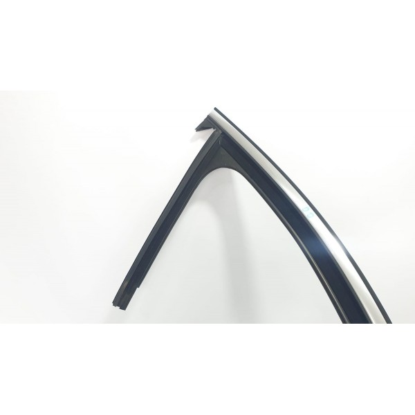 Canaleta Friso Cromado Porta Diant. Dir. Mercedes C180 2017