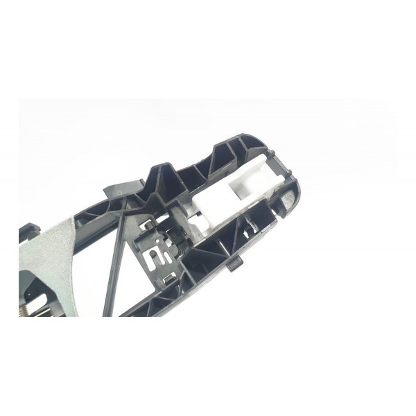 Suporte Maçaneta Dianteiro Direito Mercedes Benz C180 2017 Preto