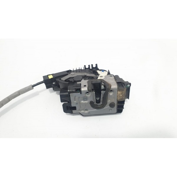 Fechadura Dianteira Direita Mercedes Benz C180 2017