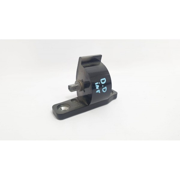 Dobradiça Inferior Porta Diant Direita Mercedes C180 2017