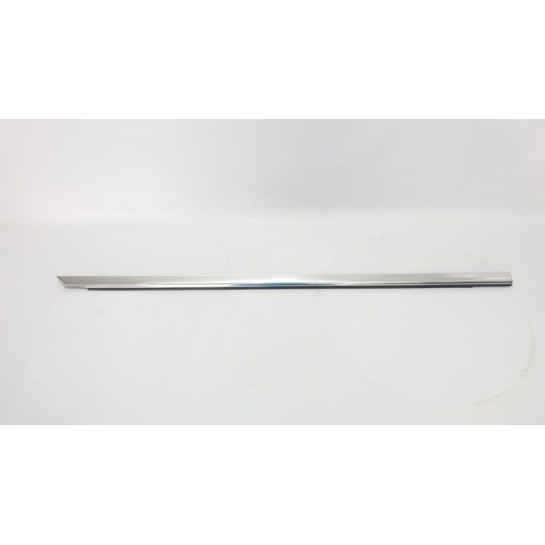 Friso Cromado Pestana Porta Diant Direita Mercedes C180 2017