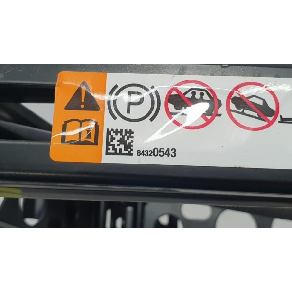 Macaco Gm Chevrolet Tracker 2014