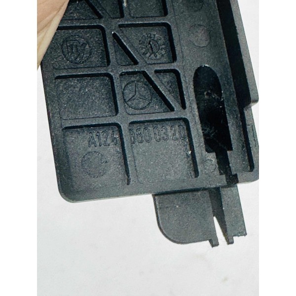 Puxador Capô Interno Mercedes-benz A1248800320