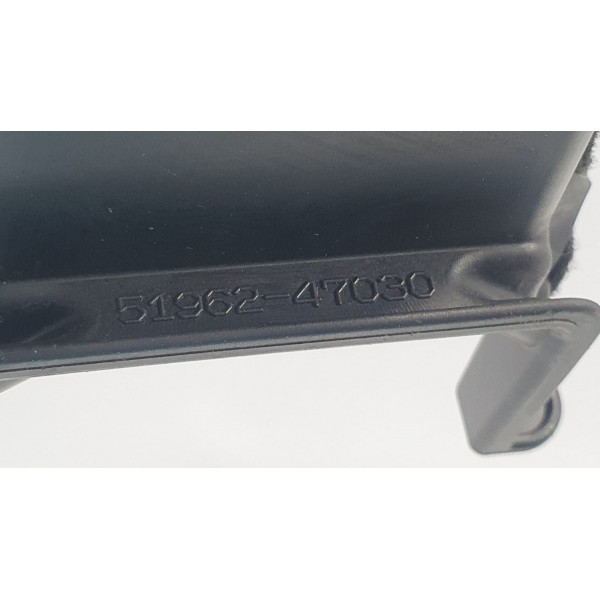 Acabamento Isofix L/esquerdo Toyota Prius Hybrid 1.8 2018