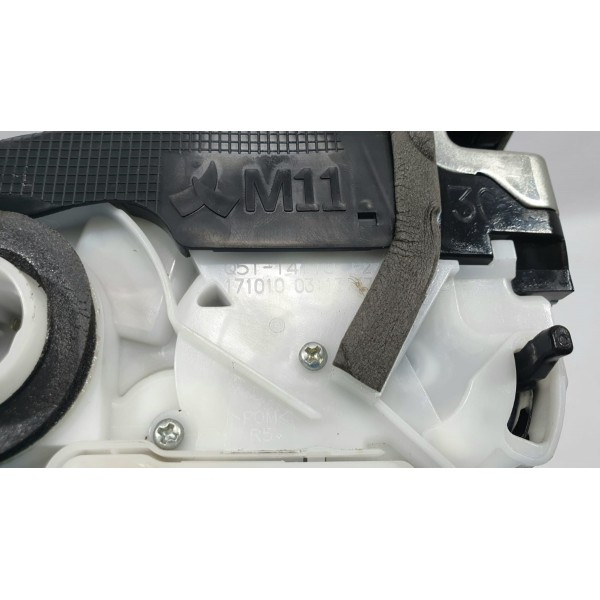 Fechadura Traseira Direita Toyota Prius Hybrid 1.8 2018