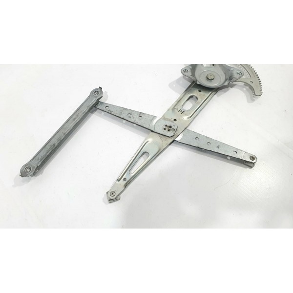 Máquina De Vidro Dianteira Direita Toyota Prius Hybrid 2018