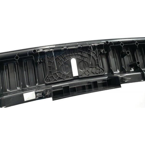 Acabamento Soleira Porta-malas Vw Touareg V6 3.6 2011