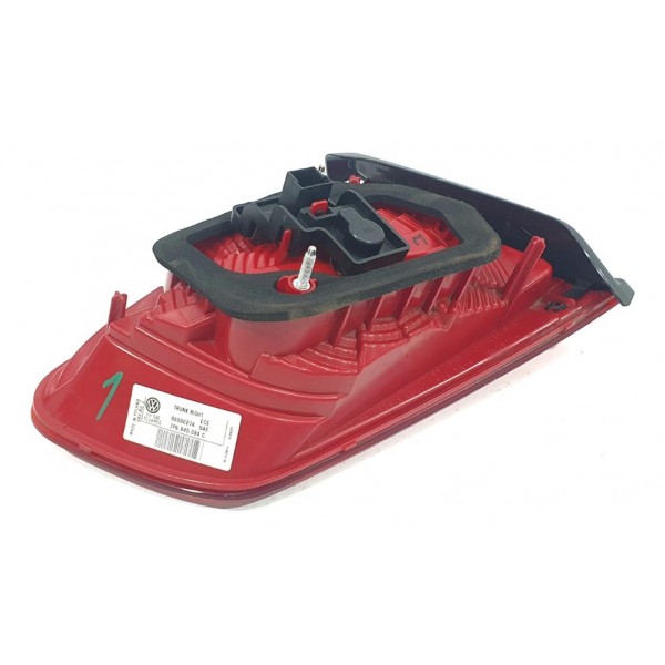 Lanterna Traseira Dir Tampa Porta-malas Vw Touareg 3.6 2011 Direito