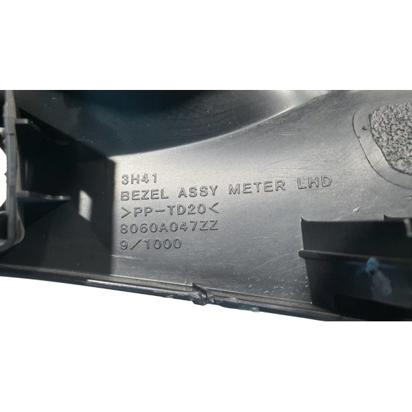 Moldura Painel Instrumentos Mitsubishi Lancer 2012(detalhes)