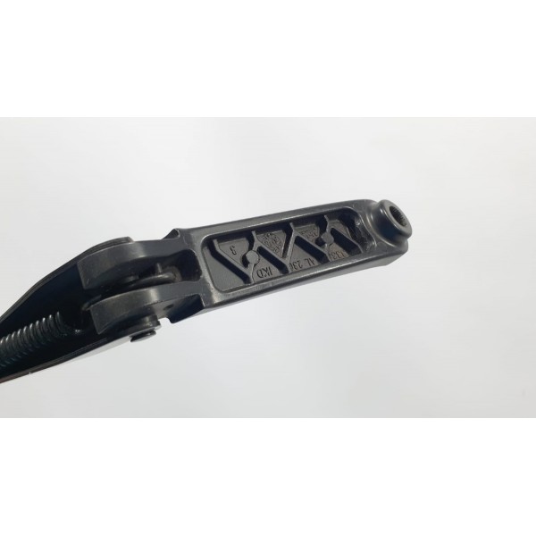 Braço Limpador Parabrisa L/esquerdo Audi Q3 2015 Esquerdo