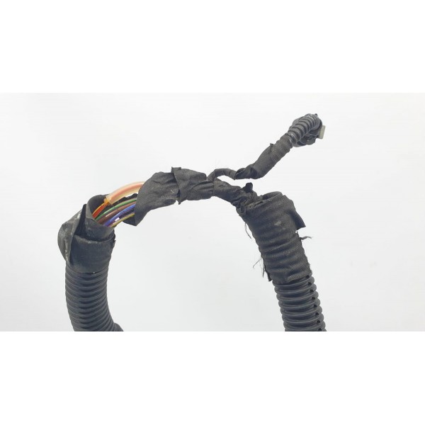 Chicote Sensor Estacionamento Parachoque Traseiro Audi Q3 15 Preto