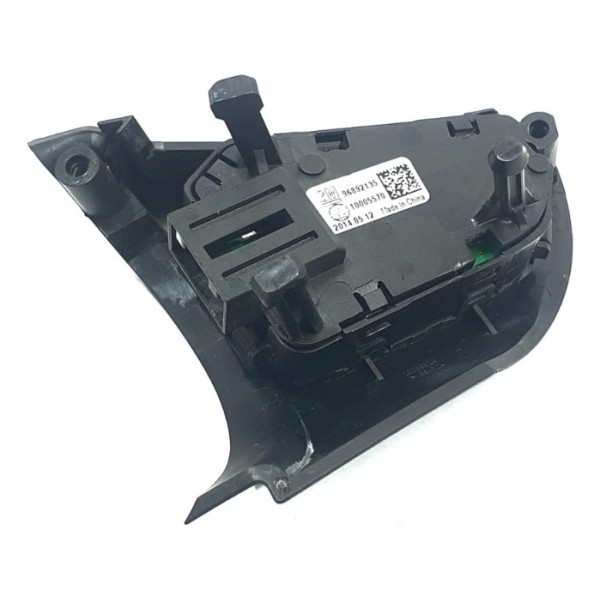 Botão Comando Volante Gm Chevrolet Tracker 2015