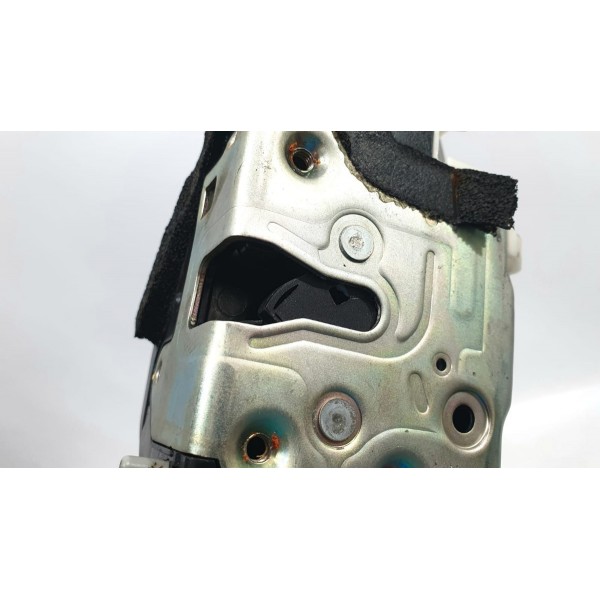 Fechadura Porta Traseira Direita Kia Quoris 3.8 2015