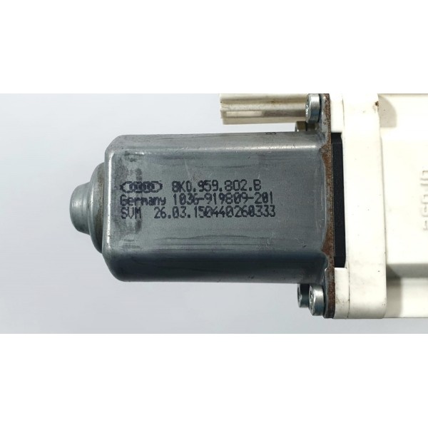 Motor Máquina De Vidro Dianteiro Direito Audi Q3 2015