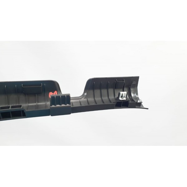 Acabamento Soleira Dianteira Dir. Hyundai Creta 1.6 Aut 2021