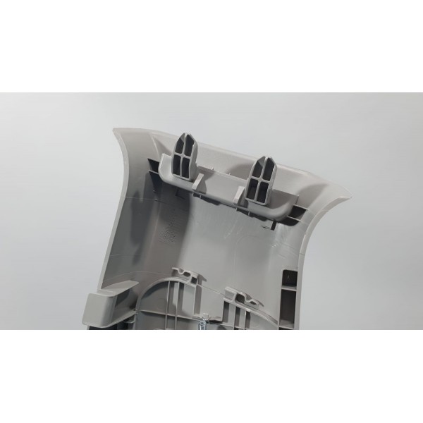 Acabamento Coluna Central Cinto Dir. Hyundai Creta 1.6 2021