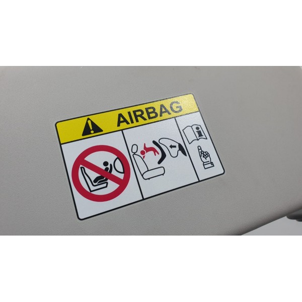 Quebra Sol Passageiro L/direito Hyundai Creta 1.6 Aut 2021