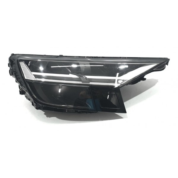 Farol Lado Direito Audi Q8 3.0 Hybrid 2020 Cód. 4m8941034 Direito