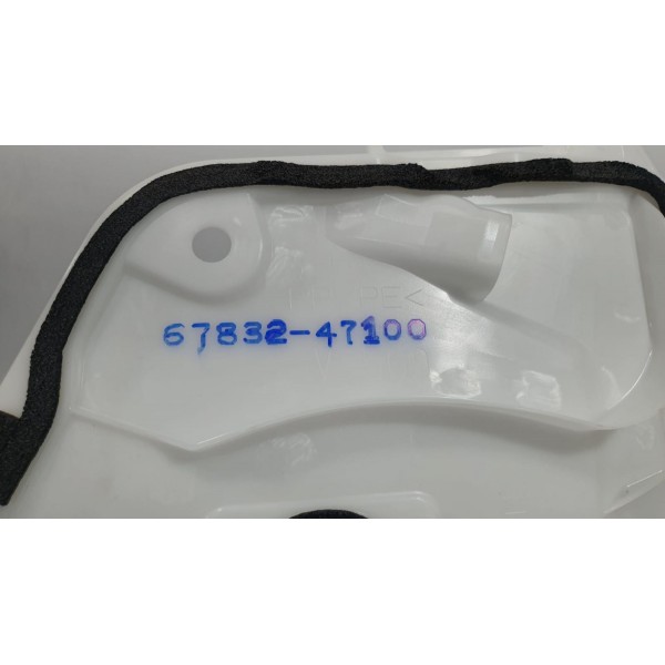 Tampa Interna Porta Diant. Esq Toyota Prius Hybrid 1.8 2018