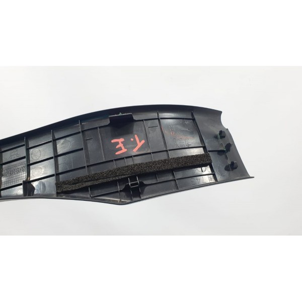 Acabamento Soleira Porta Tras Esq Toyota Prius Hybrid  2018