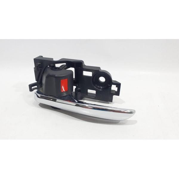 Maçaneta Interna Diant Esquerdo Toyota Prius Hybrid 1.8 2018 Dianteira