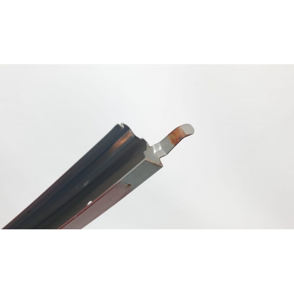 Guia Porta Dianteira Esquerda Toyota Prius Hybrid 1.8 2018