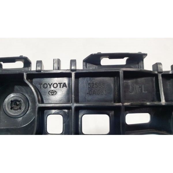 Guia Parachoque Dianteiro Esq Toyota Corolla Cross Xrx 2023