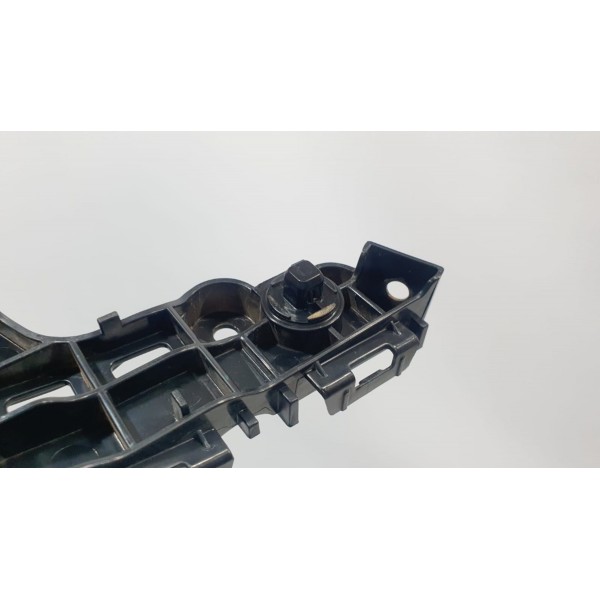 Guia Parachoque Dianteiro Esq Toyota Corolla Cross Xrx 2023