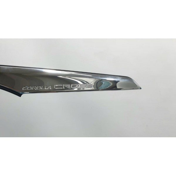 Friso Cromado Tras. Esq Toyota Corolla Cross Xrx Hybrid 2023