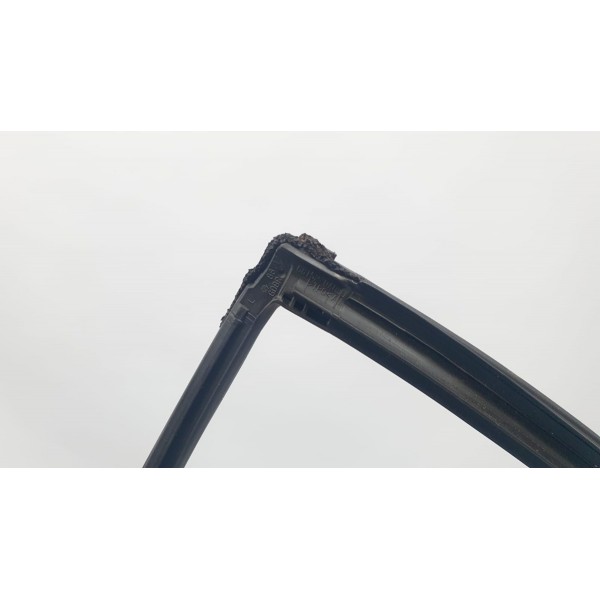 Canaleta Borracha Porta Traseira Esquerda Corolla Cross 2023