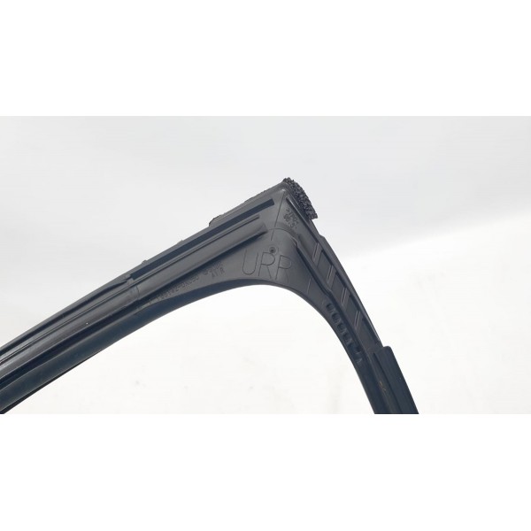 Canaleta Vidro Porta Tras Dir Corolla Cross 2023 681420a050