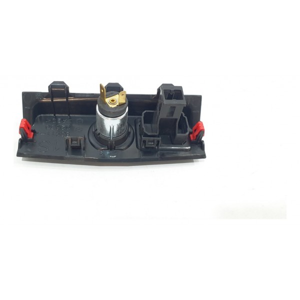 Acabamento C/tomada 12v Toyota Corolla Cross Xrx Hybrid 2023