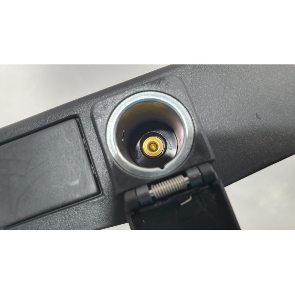 Acabamento C/tomada 12v Toyota Corolla Cross Xrx Hybrid 2023