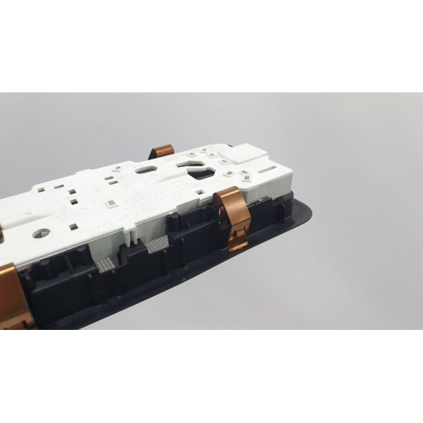 Luz De Teto Traseira Toyota Corolla Cross Xrx Hybrid 2023