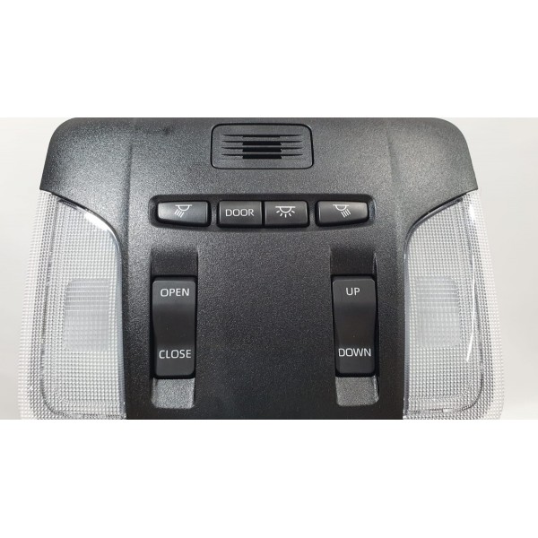Luz De Teto Console Central Toyota Corolla Cross Xrx  2023