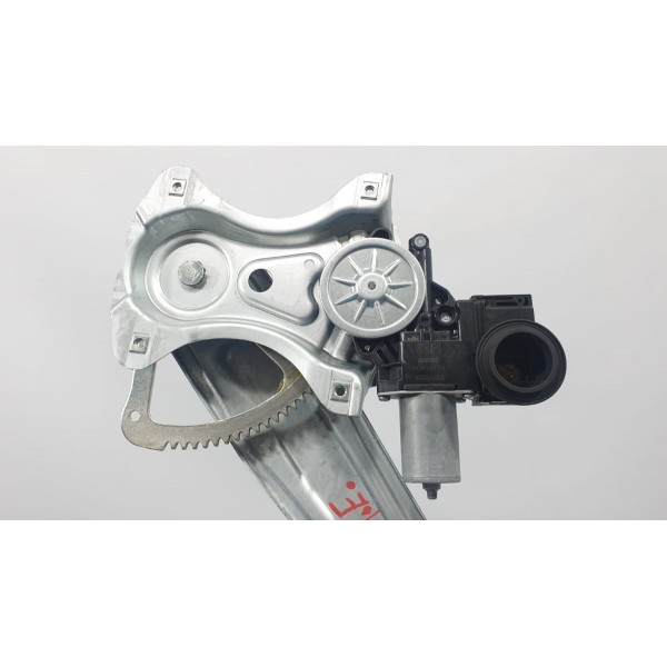 Máquina Vidro Traseira Esquerda Toyota Corolla Cross 2023