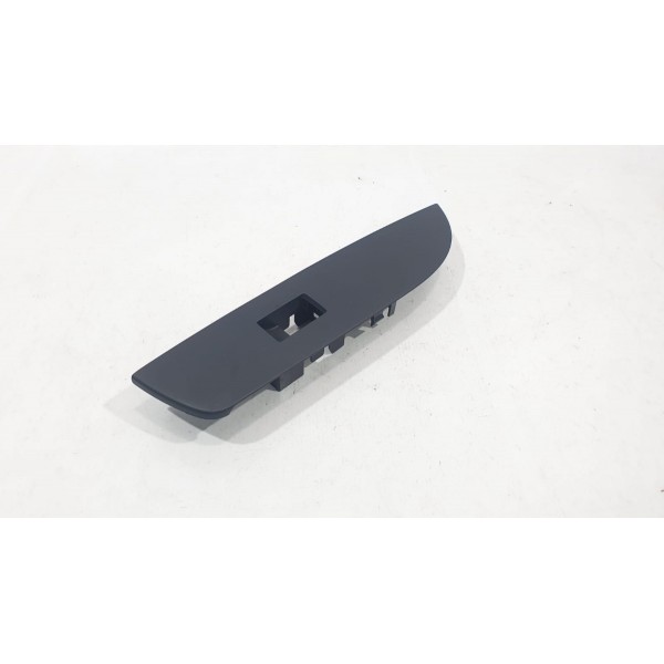 Moldura Botão Vidro Elét Porta Diant Dir Corolla Cross 2023