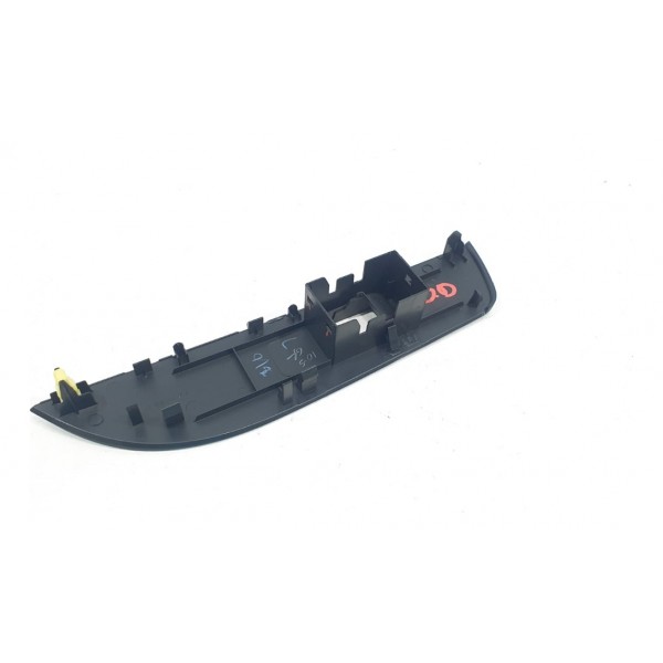 Moldura Botão Vidro Elét Porta Diant Dir Corolla Cross 2023