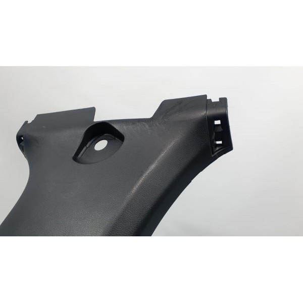 Acabamento Coluna Central Direito Corolla Cross Xrx 2023