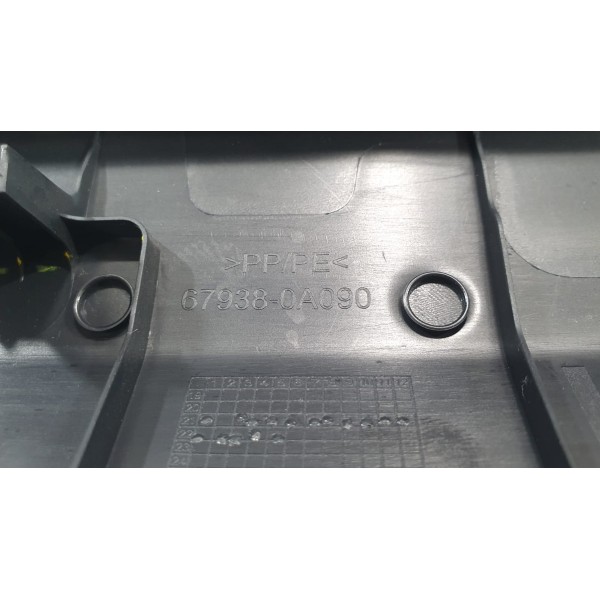 Moldura Tampa L.e. Porta-malas Toyota Corolla Cross Xrx 2023 Preto