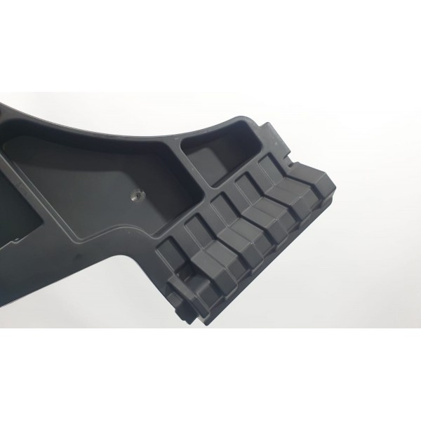 Suporte Ferramentas Porta-malas Direito Corolla Cross 2023